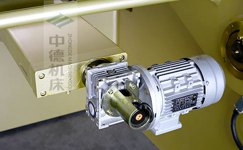 ZDS-1032后檔料減速電機(jī)，質(zhì)量好，模擬運(yùn)算定位速度快.jpg